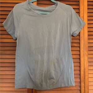 Women's Sage Green Short Sleeve Athletic Top